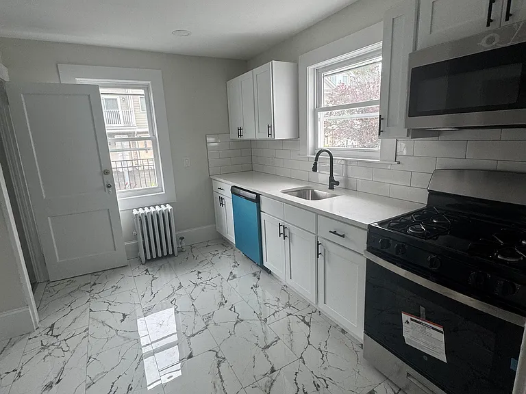 152 Mountain Ave — Photo 14