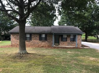 1313 Stage Rd SW, Hartselle, AL 35640