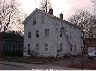 81 Mechanic St, Pawcatuck, CT 06379