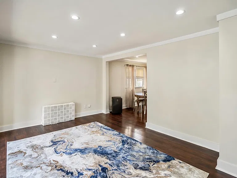 226 Louis St #1 — Photo 6
