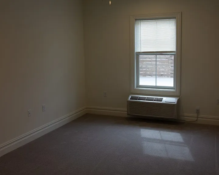 191 Hamilton St — Photo 10