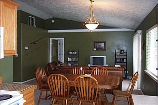 3rd image of 2050 Heyburn Ave E