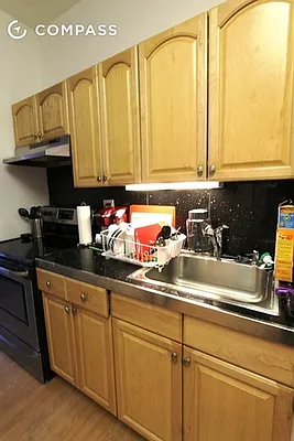 Rented by Compass | media 10