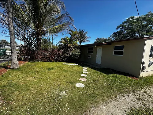26445 SW 139th Ave Photo 1