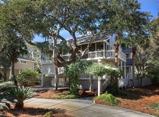 31 Beachwood W, Isle Of Palms, SC 29451