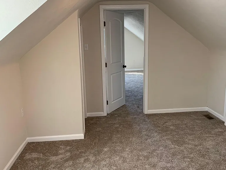 1111 Meadow Dr — Photo 14