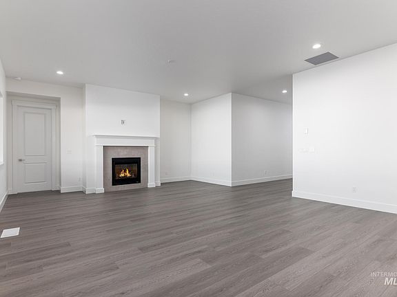 4th image of 8970 W Moonglade St