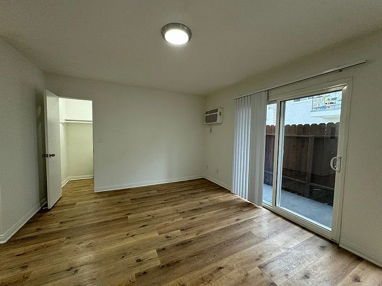 5650 Fair Ave — Photo 14
