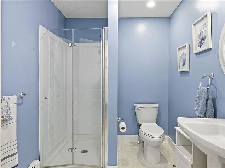 61 Clinton St #C — Photo 25