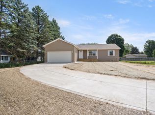 1137 Cooper Cv, Jackson, MI