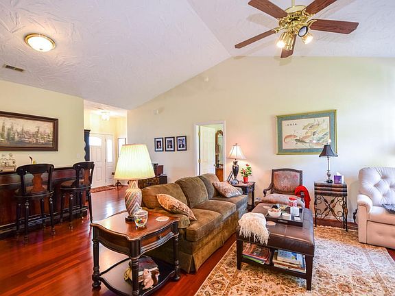 1729 Warner Pl Vinton VA 24179-large-003
