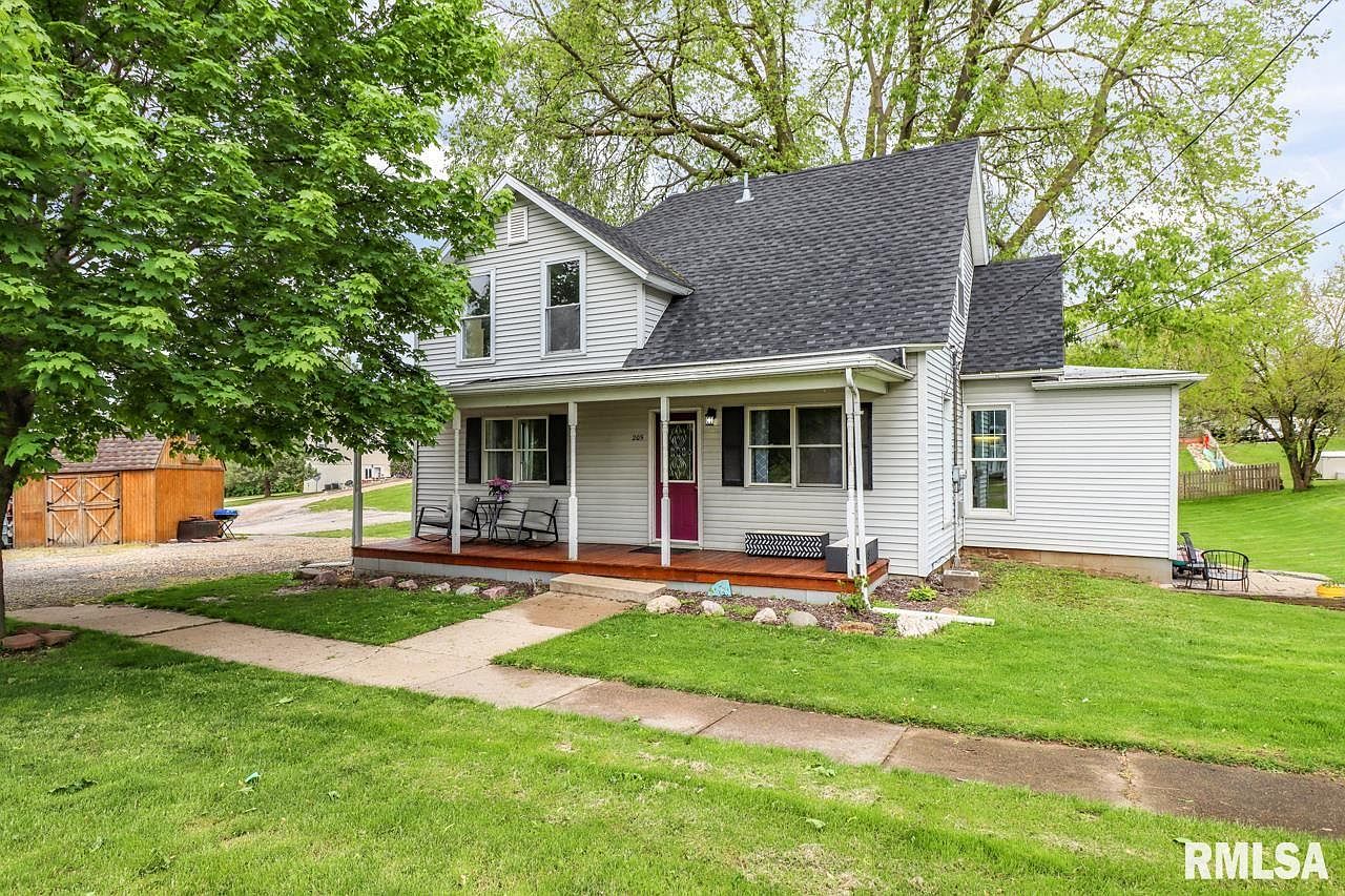 205 N Main St, Mackinaw, IL 61755 Zillow