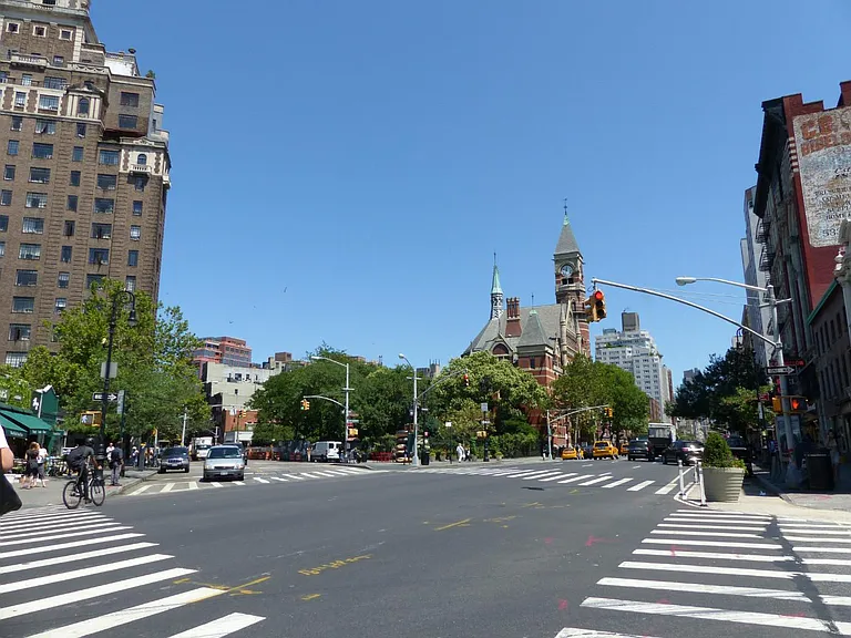 59 W 8th St #3C — Photo 12