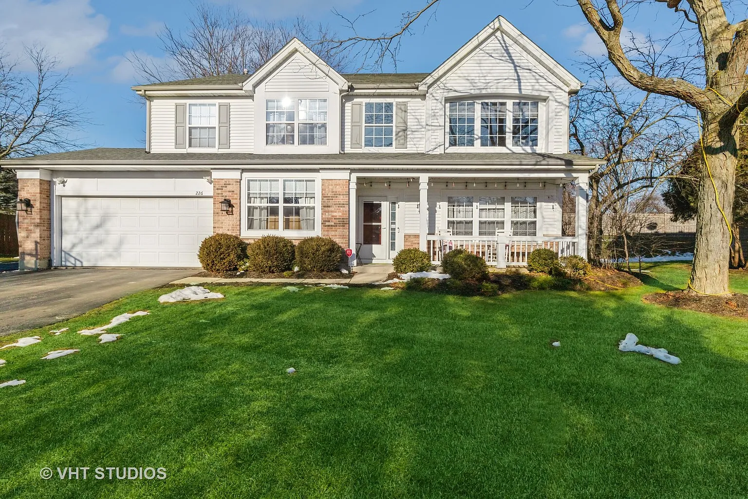 226 Lexington Ct photo 1