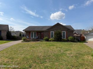 10416 Duke Ct, Fairdale, KY