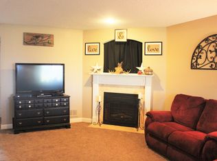 814 SW Imperial Ln, Blue Springs, MO 64064