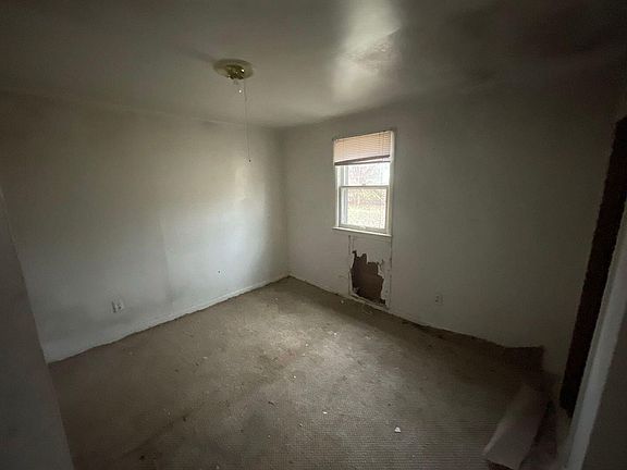 5th image of 6095 N Stony Creek Rd