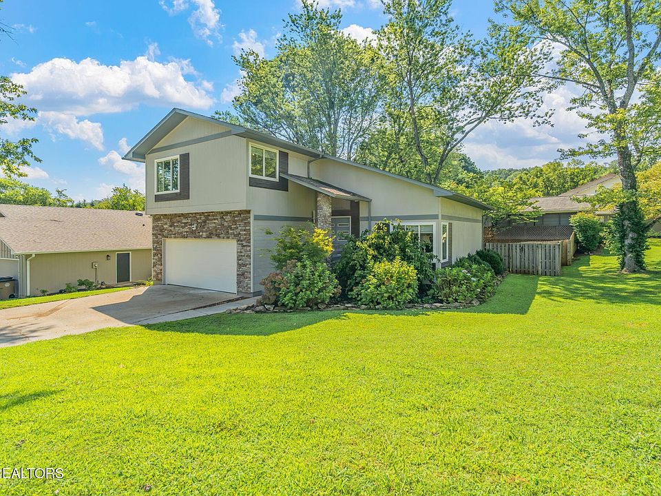 1st image of 1301 Cherry Tree Ln
