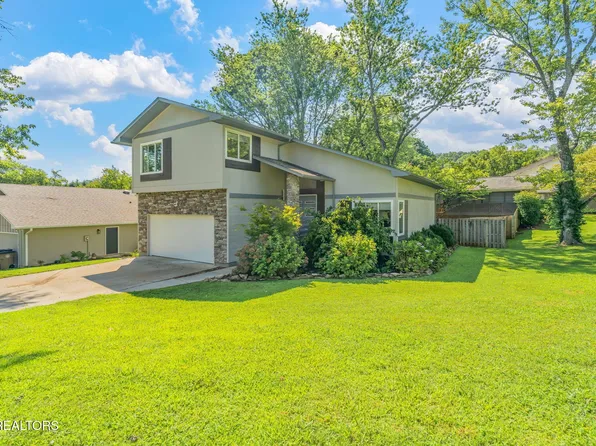 1301 Cherry Tree Ln, Knoxville, TN 37919