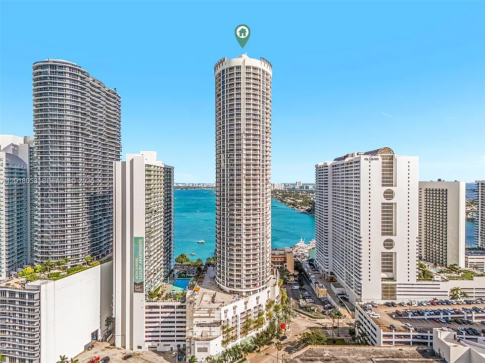 1750 N Bayshore Dr #1407