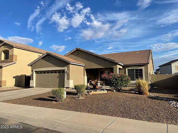 3rd image of 1629 E CHAPARRAL Drive