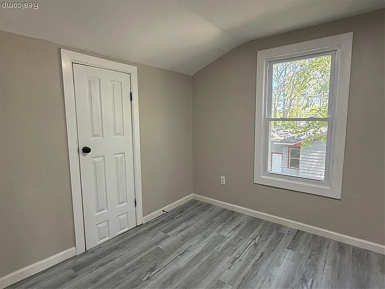 266 W Bennett Ave — Photo 29