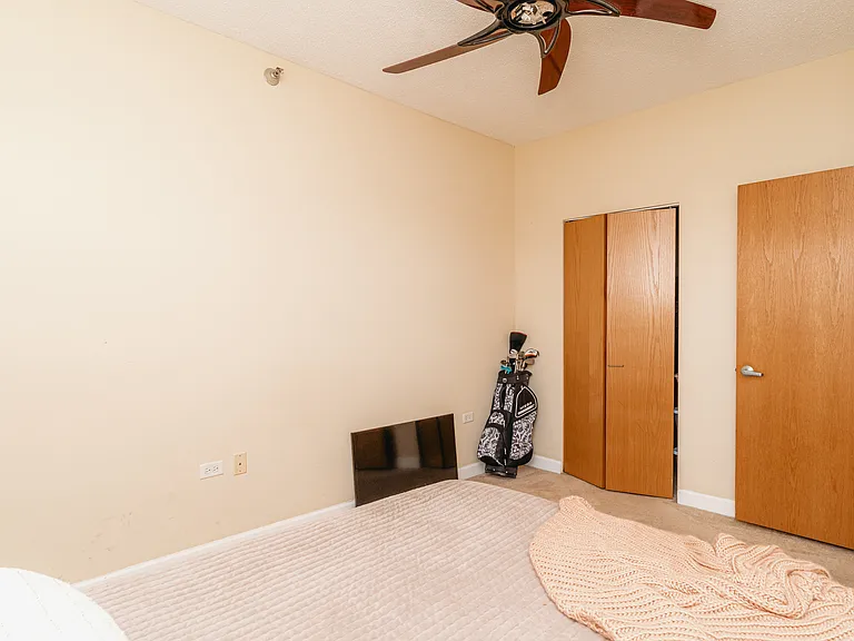 1529 S State St #14D — Photo 17
