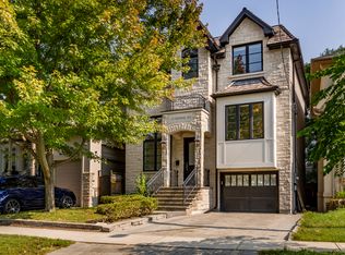 12 Kenrae Rd, Toronto, ON M4G 1Y1