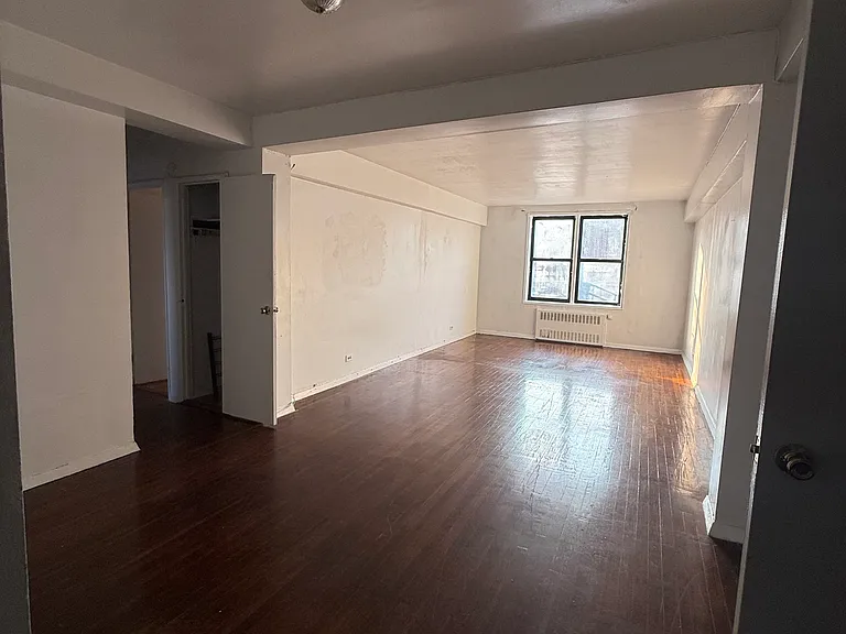2976 Marion Ave #5 — Photo 4