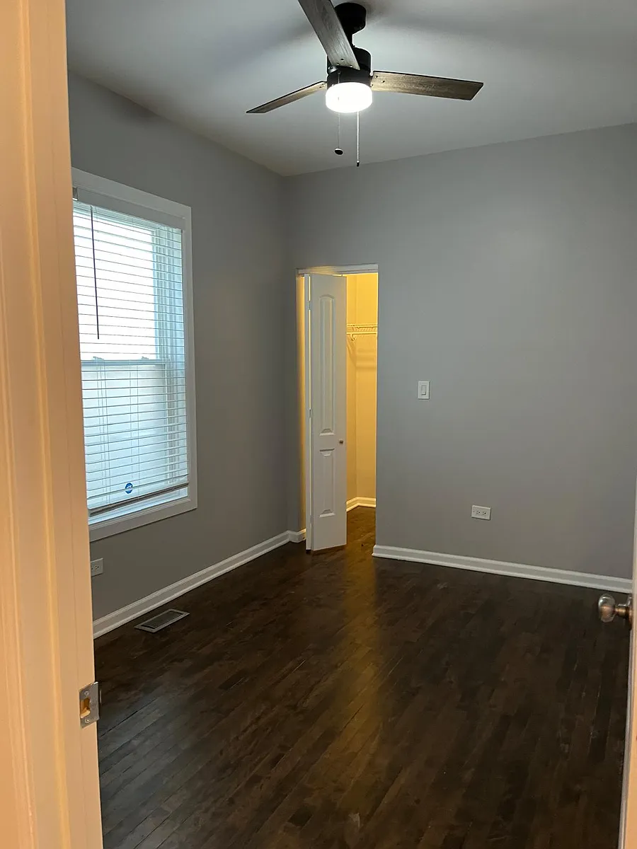 Building Photo - 7820 S Langley Ave #2