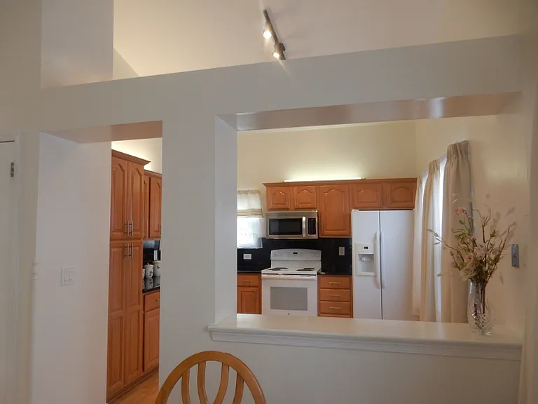 419 Cardinal Ln — Photo 5