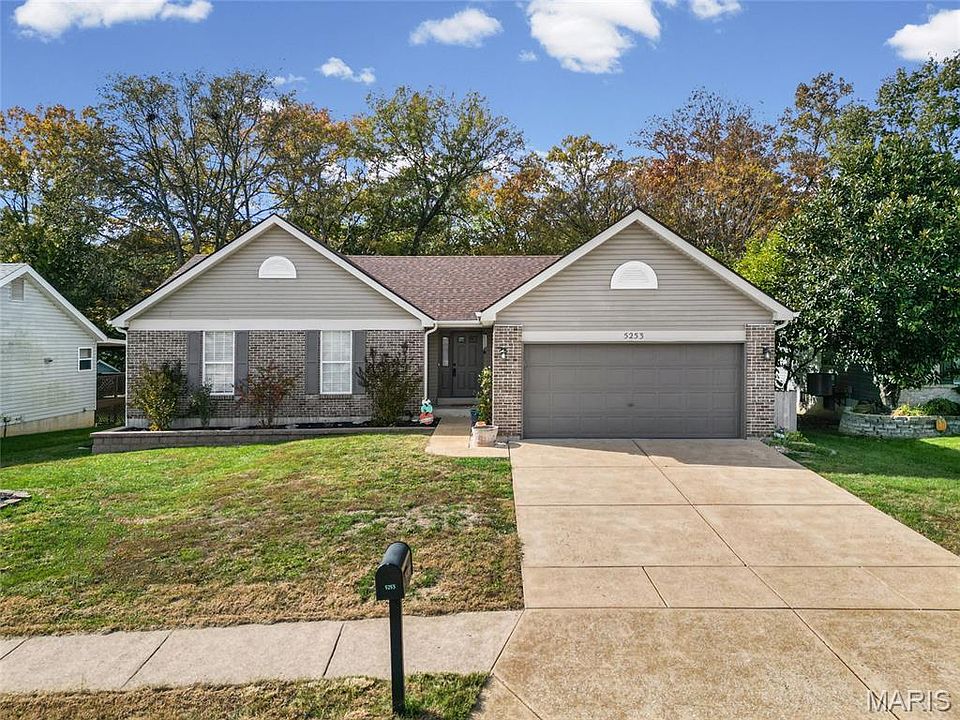 1st image of 5253 Seasonbrooks Ln