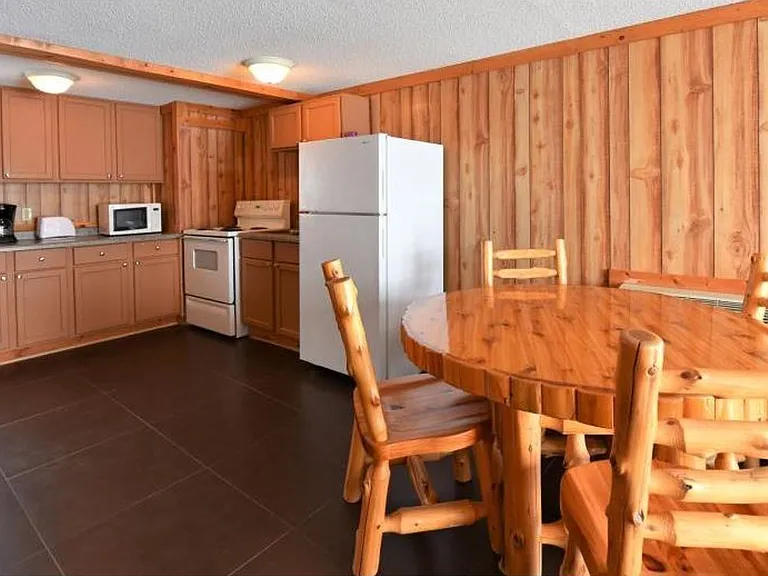 17193 Lisa Ct — Photo 9