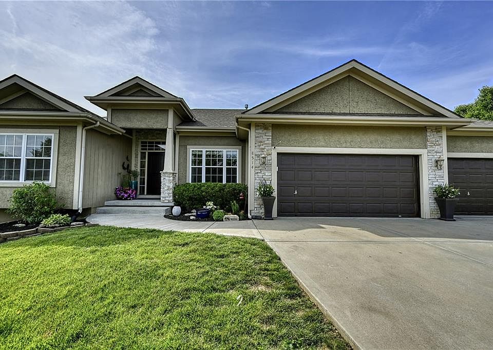 1st image of 8514 N Donna Ct