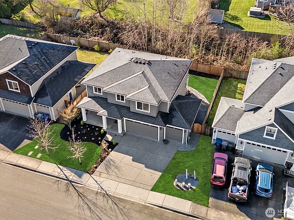 3rd image of 8307 184th Avenue E