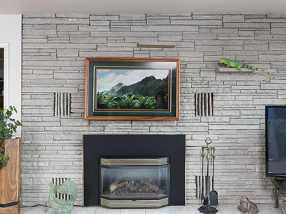 Living Room w/ Fireplace