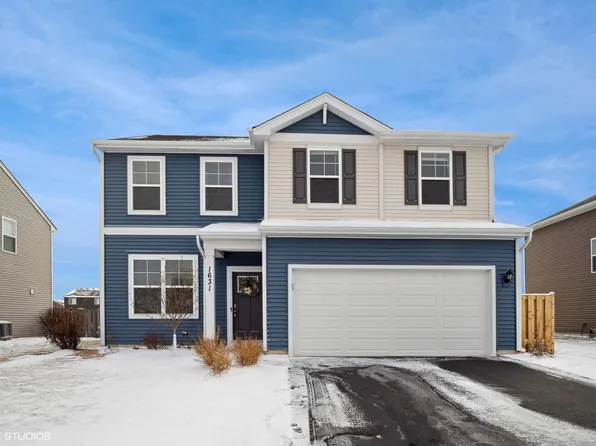 1631 Cedarwood Ln, Pingree Grove, IL 60140