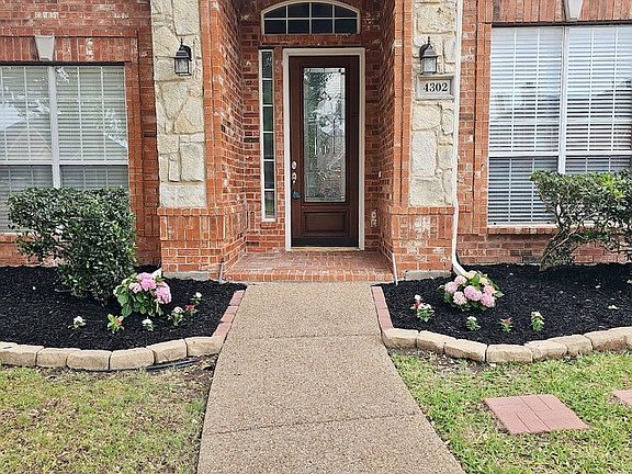 2nd image of 4302 Mulligan Ave