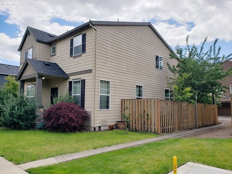 1st image of 3175 SE White Oak Ave
