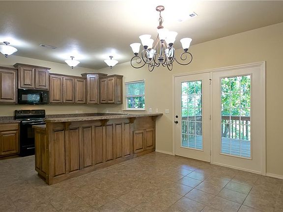 3rd image of 9 Cresswell Cir