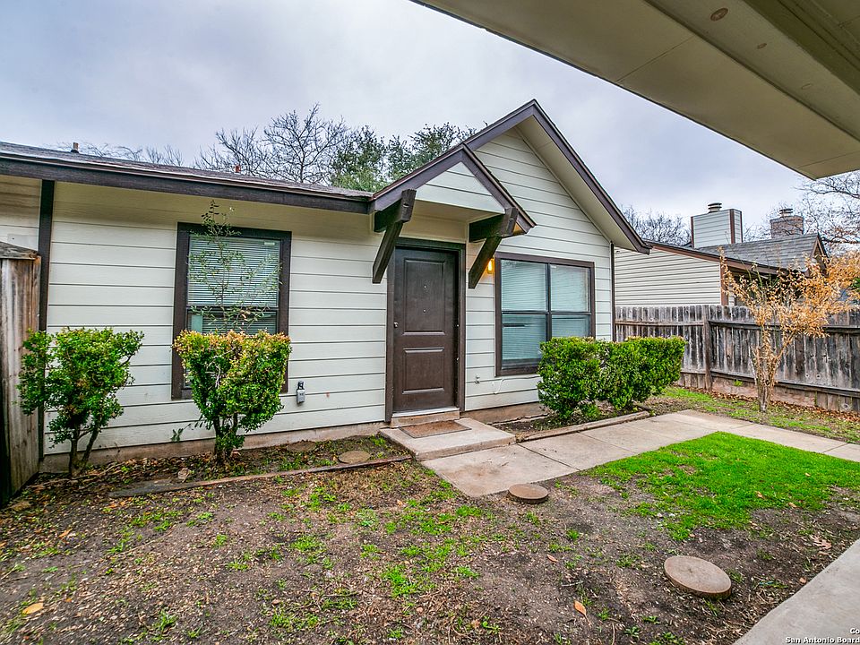 1st image of 6847 Arbor Spring Dr