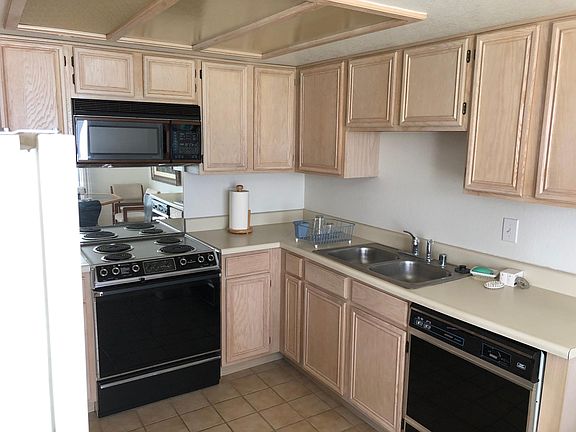 3rd image of 32505 Candlewood Dr Unit 87
