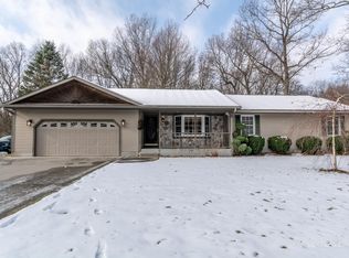 131 Willow Wood Dr, Muskegon, MI 49442