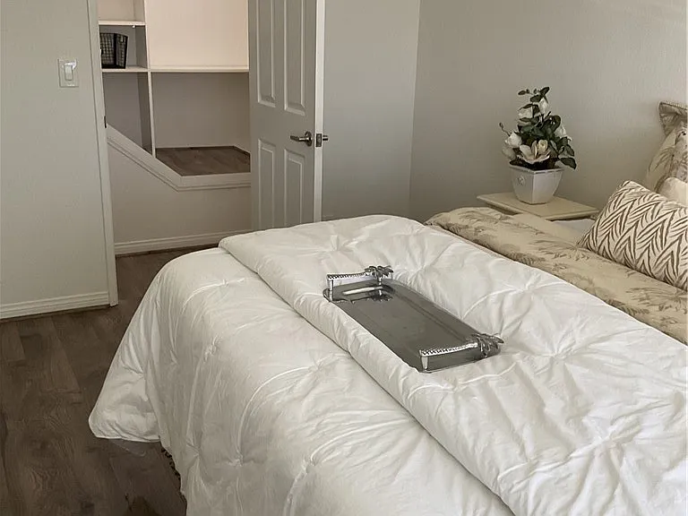 1141 Landsburn Cir — Photo 11