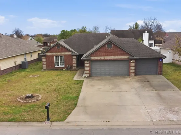 8114 Forrest Glenn Rd, Claremore, OK 74019