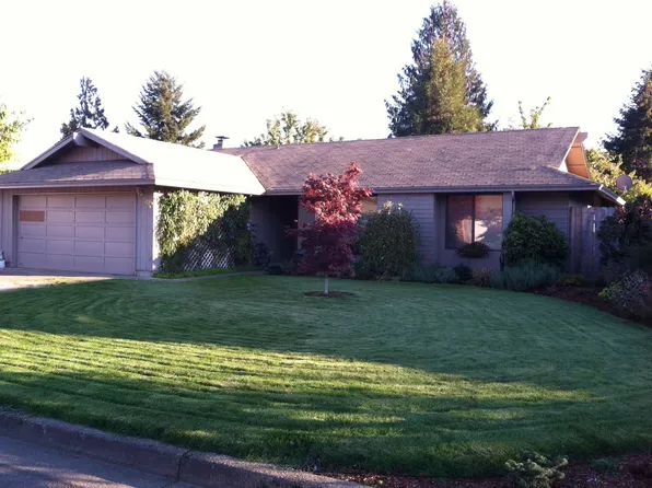 1760 Jasper Ave, Sutherlin, OR 97479