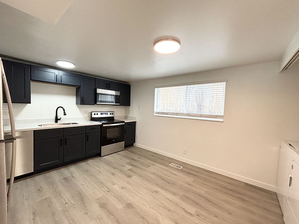 1st image of 1403 S 300 E APT 4