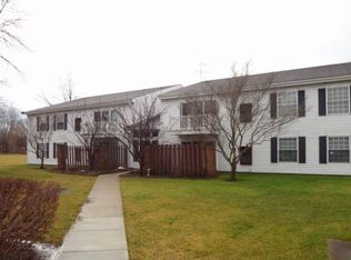 26199 Raintree Blvd APT A3, Olmsted Falls, OH 44138
