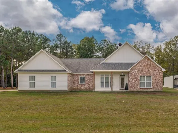 211 Shree Ln, Deville, LA 71328