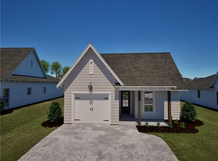 64 Summer St, Opelika, AL 36804